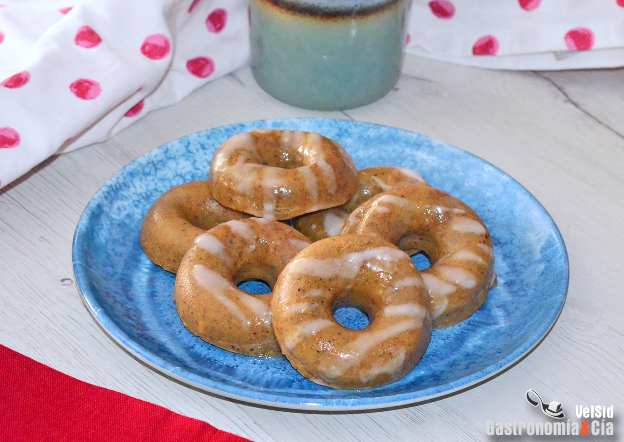 Donuts de chufa, canela y limón
