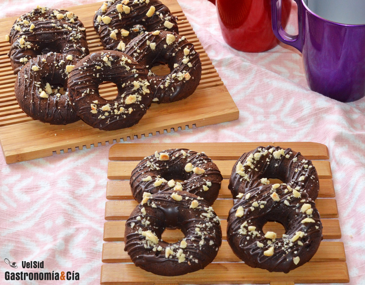 Donuts de remolacha y chocolate, veganos, saludables y 