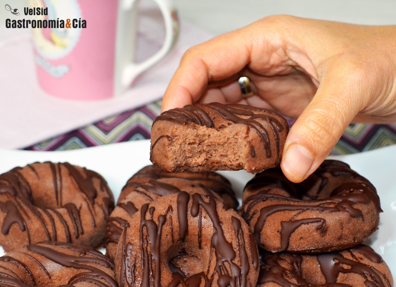 Donuts de centeno integral y cacao