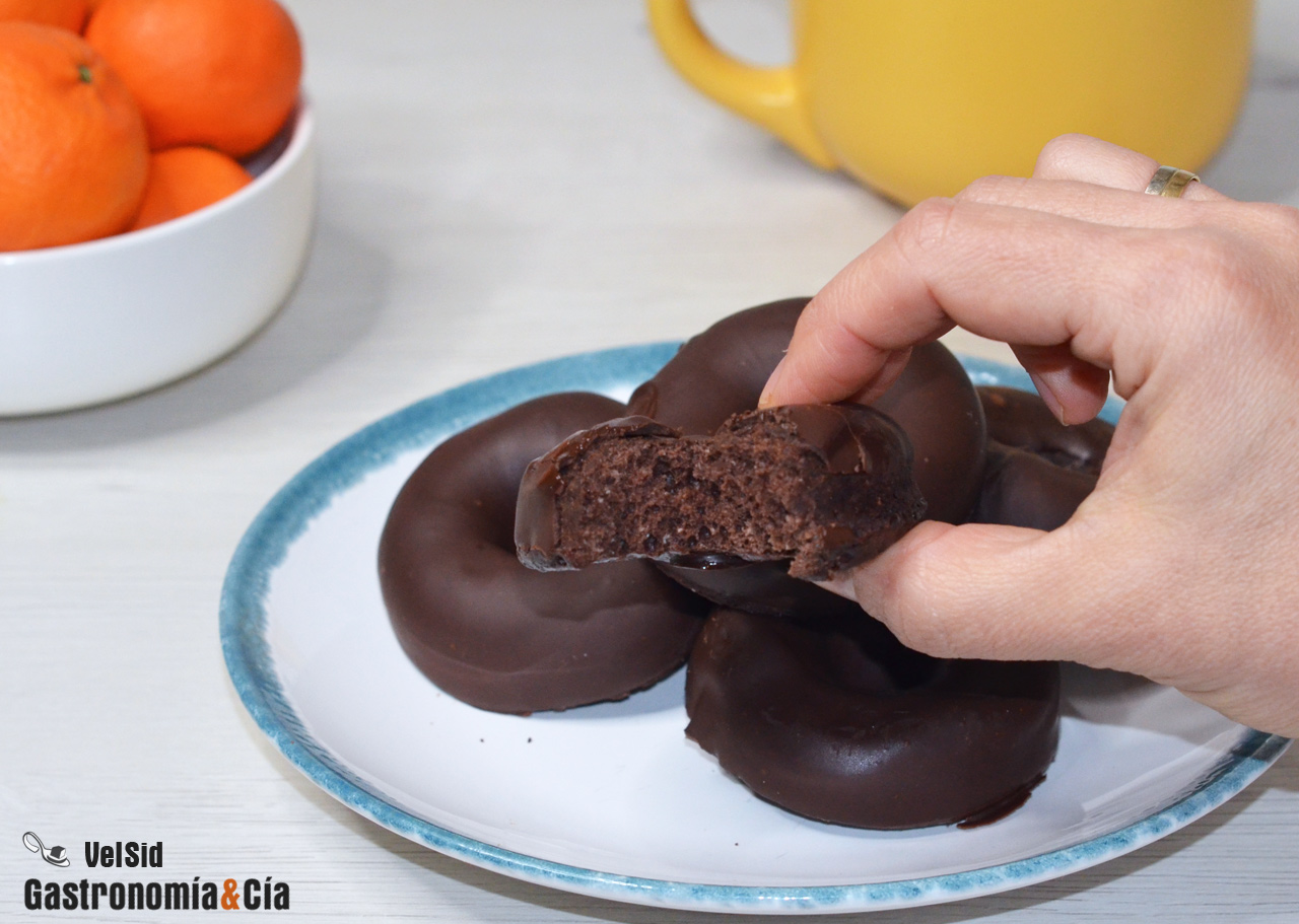 Donuts de avena y chocolate