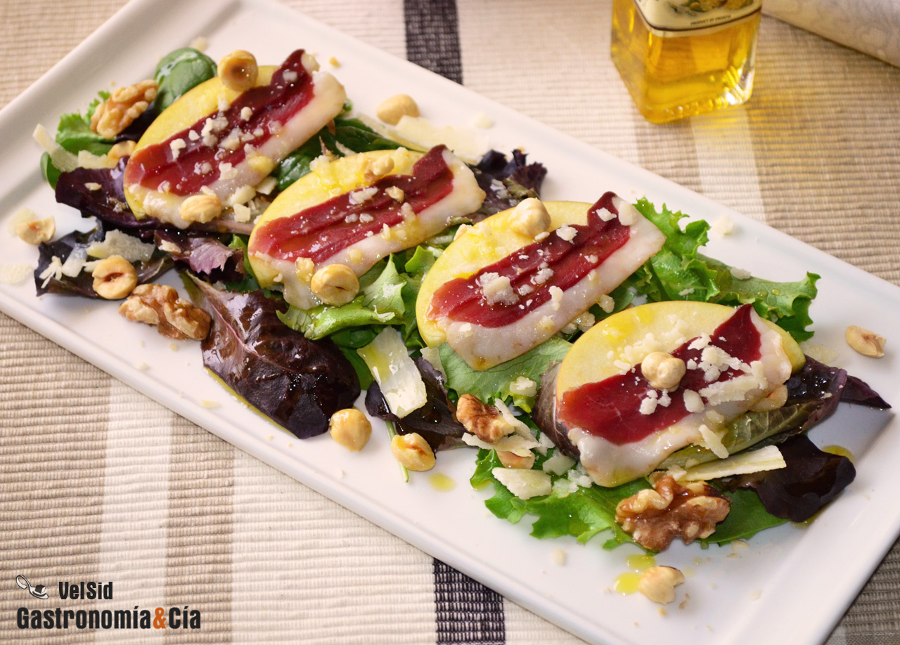 Ensalada con jamón de pato y pecorino trufado