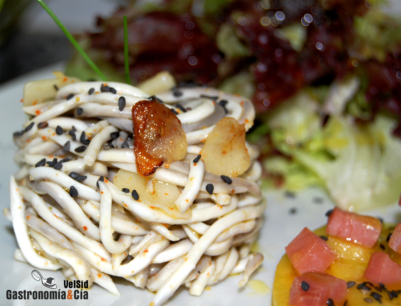 Ensalada con mango y anguriñas