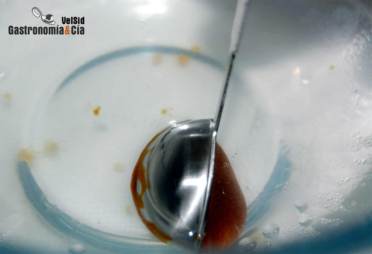 Ravioli de soja relleno de salmón