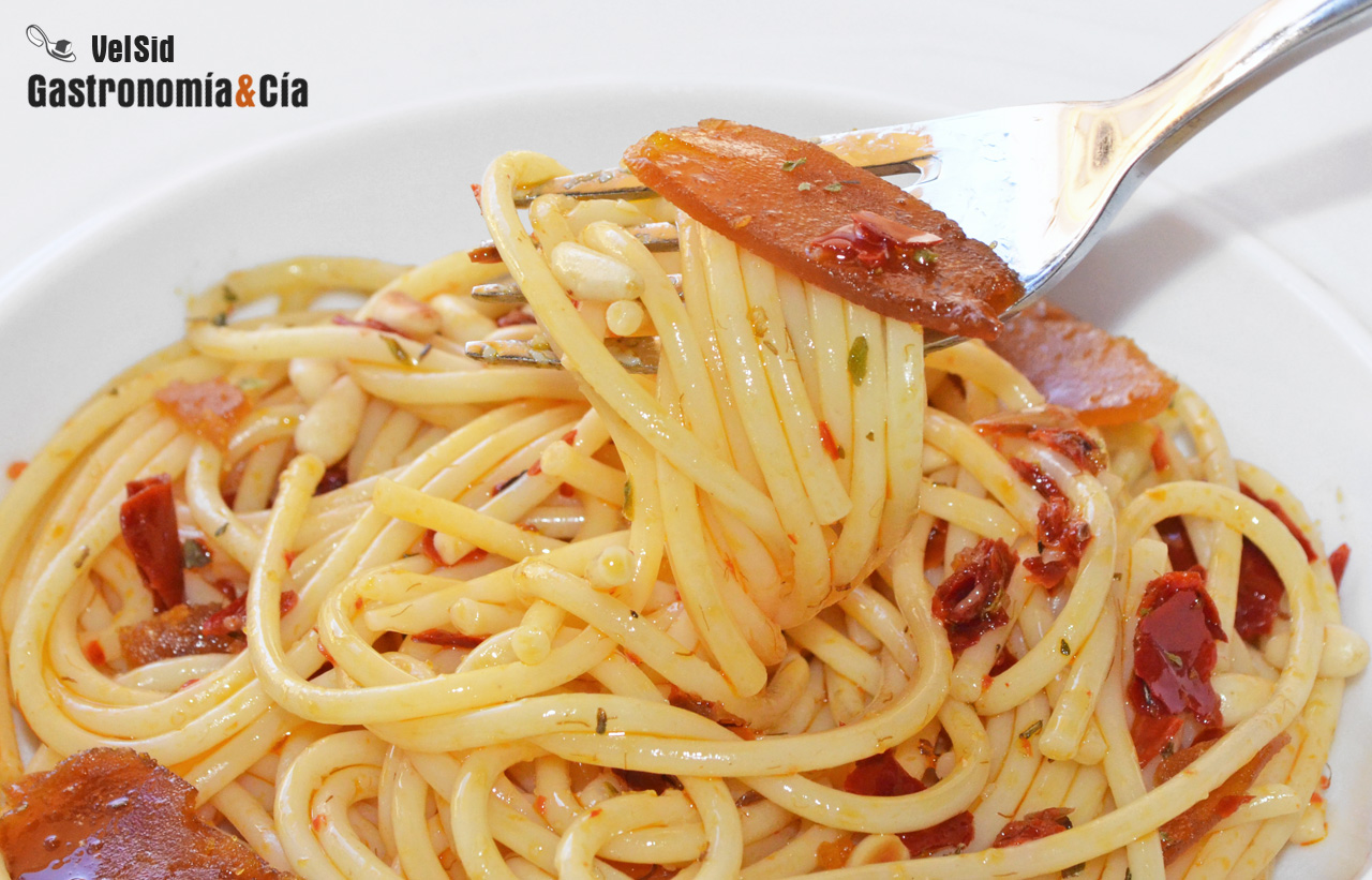 Así que tomad nota de esta receta de Espaguetis con bot