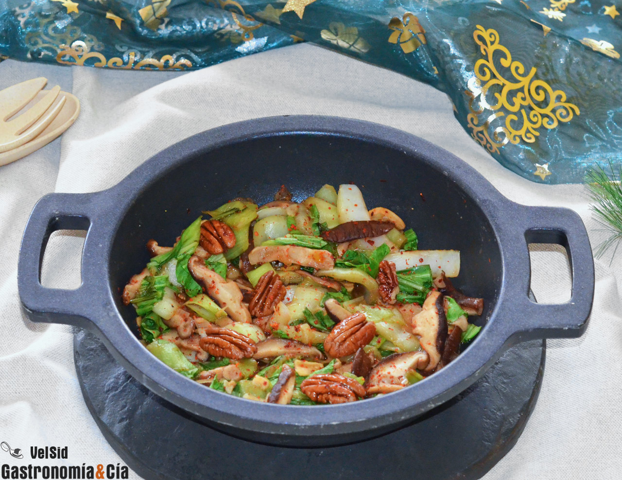 Estofado de bok choy y setas shiitake