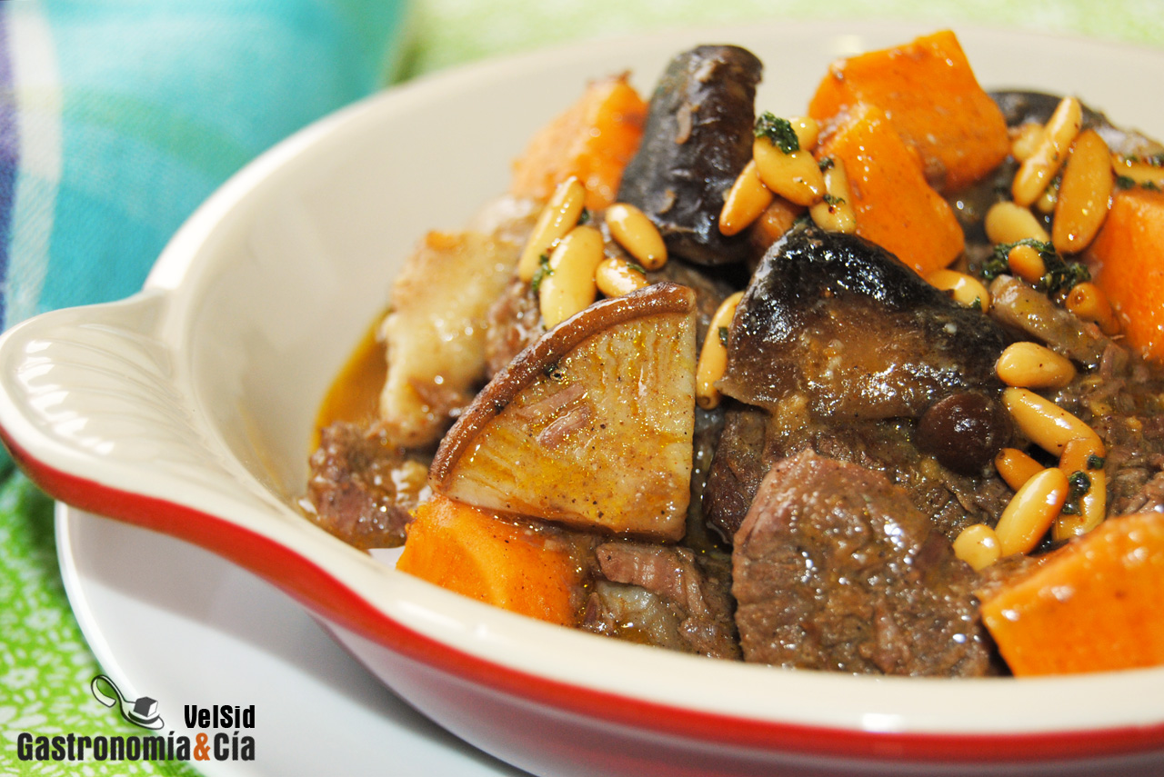 Estofado de ternera con setas y batata