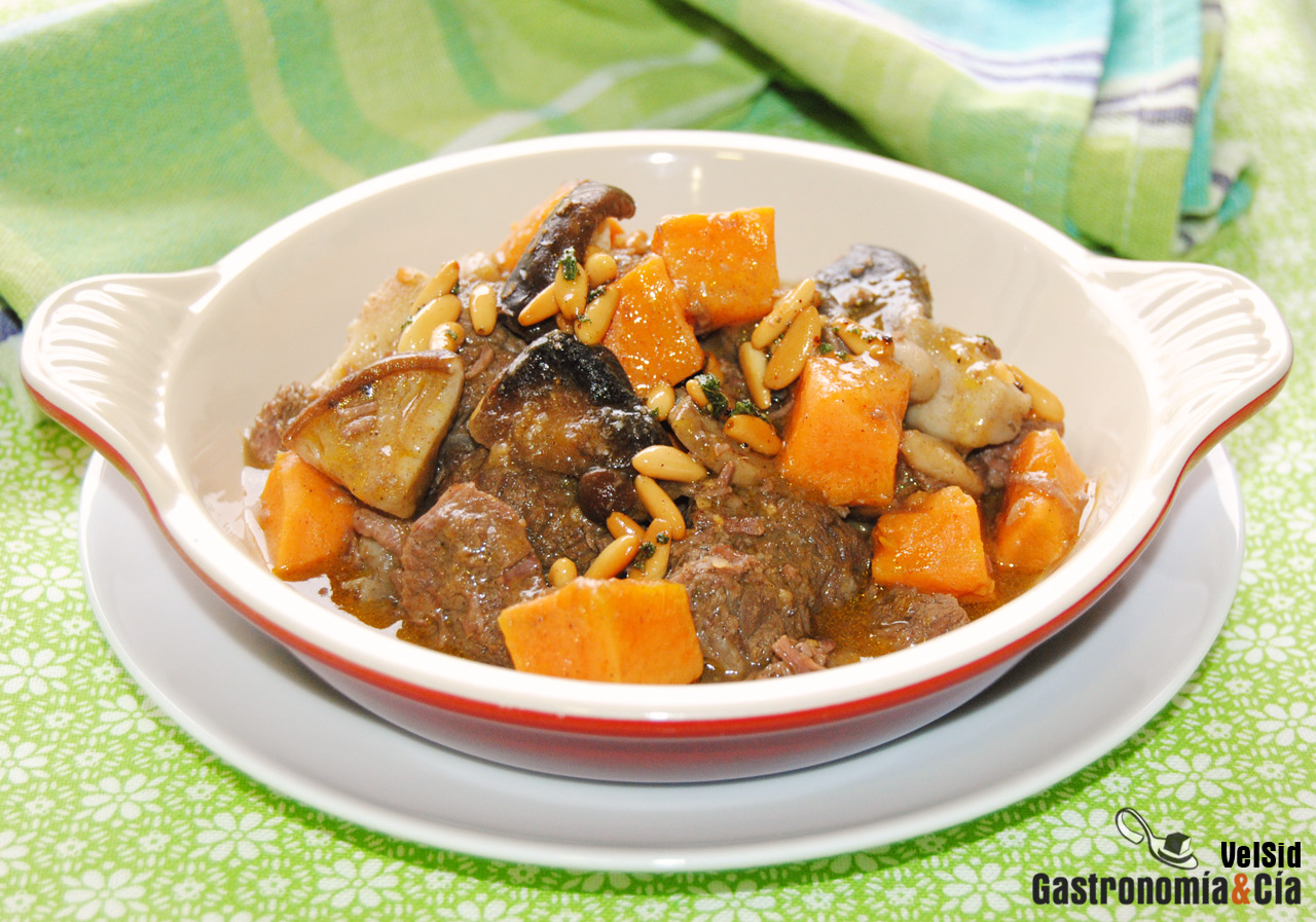 Estofado de ternera con setas y batata