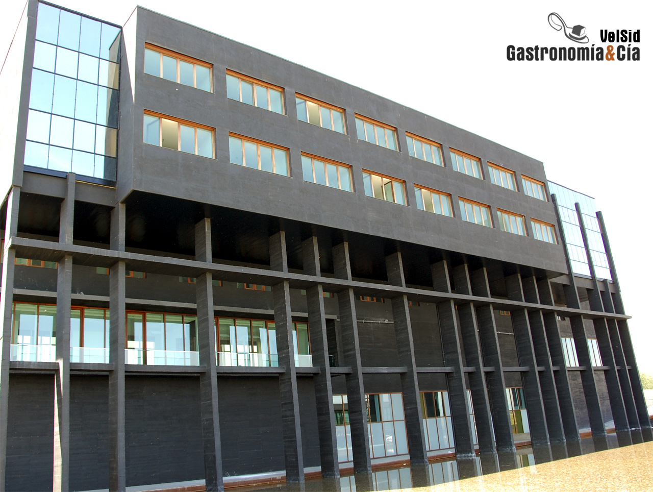 Exteriores Bodegas Laus