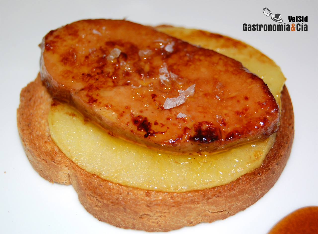 Foie Micuit con manzana caliente