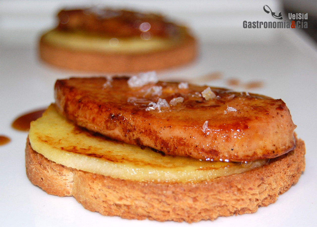 Foie Micuit con manzana caliente