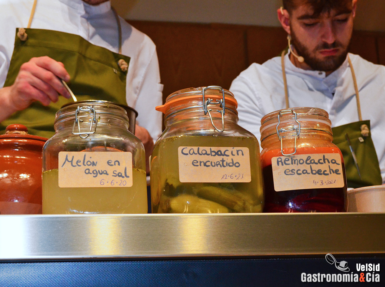 Javier Sanz y Juan Sahuquillo. Restaurante Cañitas Mait