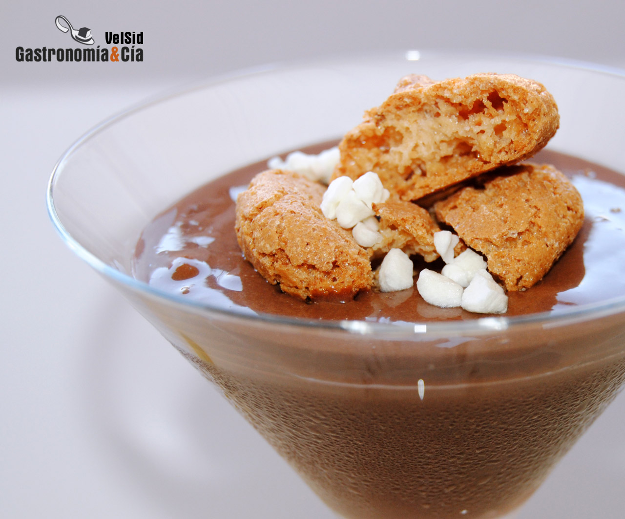 Crema frangipane de chocolate y amaretti