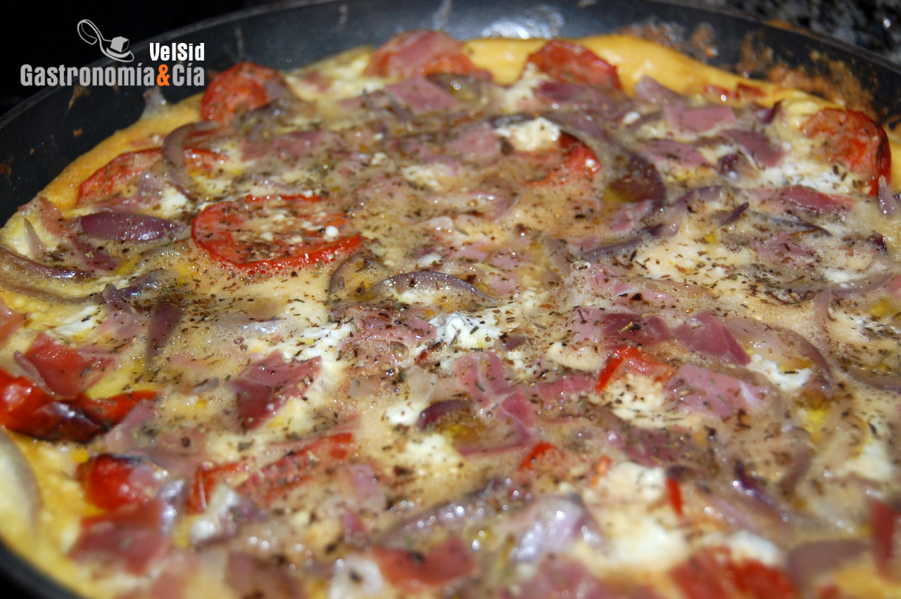 Frittata de tomates al tomillo y requesón