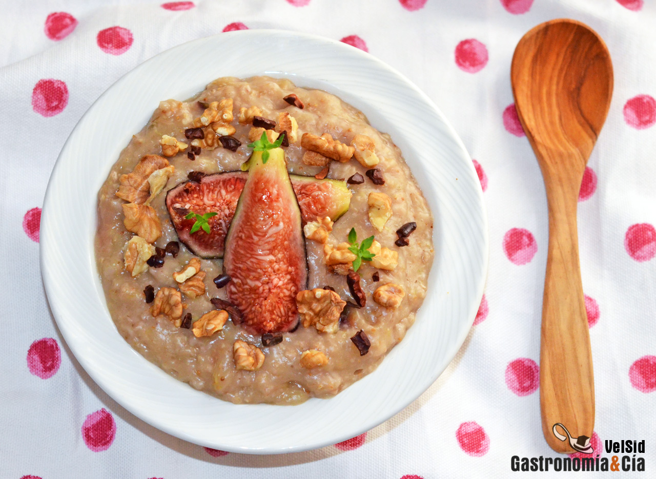 Porridge con higos y nueces
