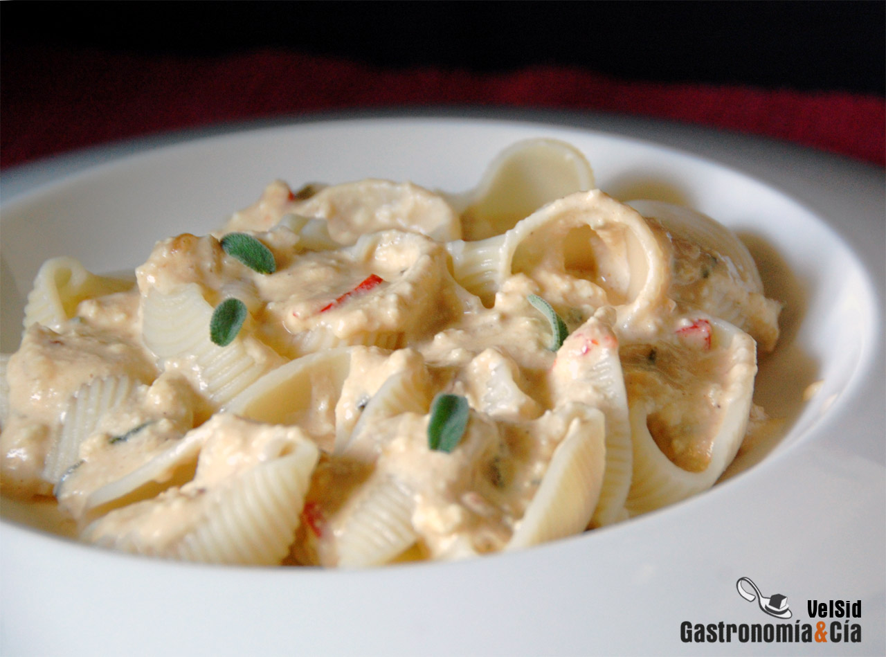 Galets con salsa de salvia y requesón