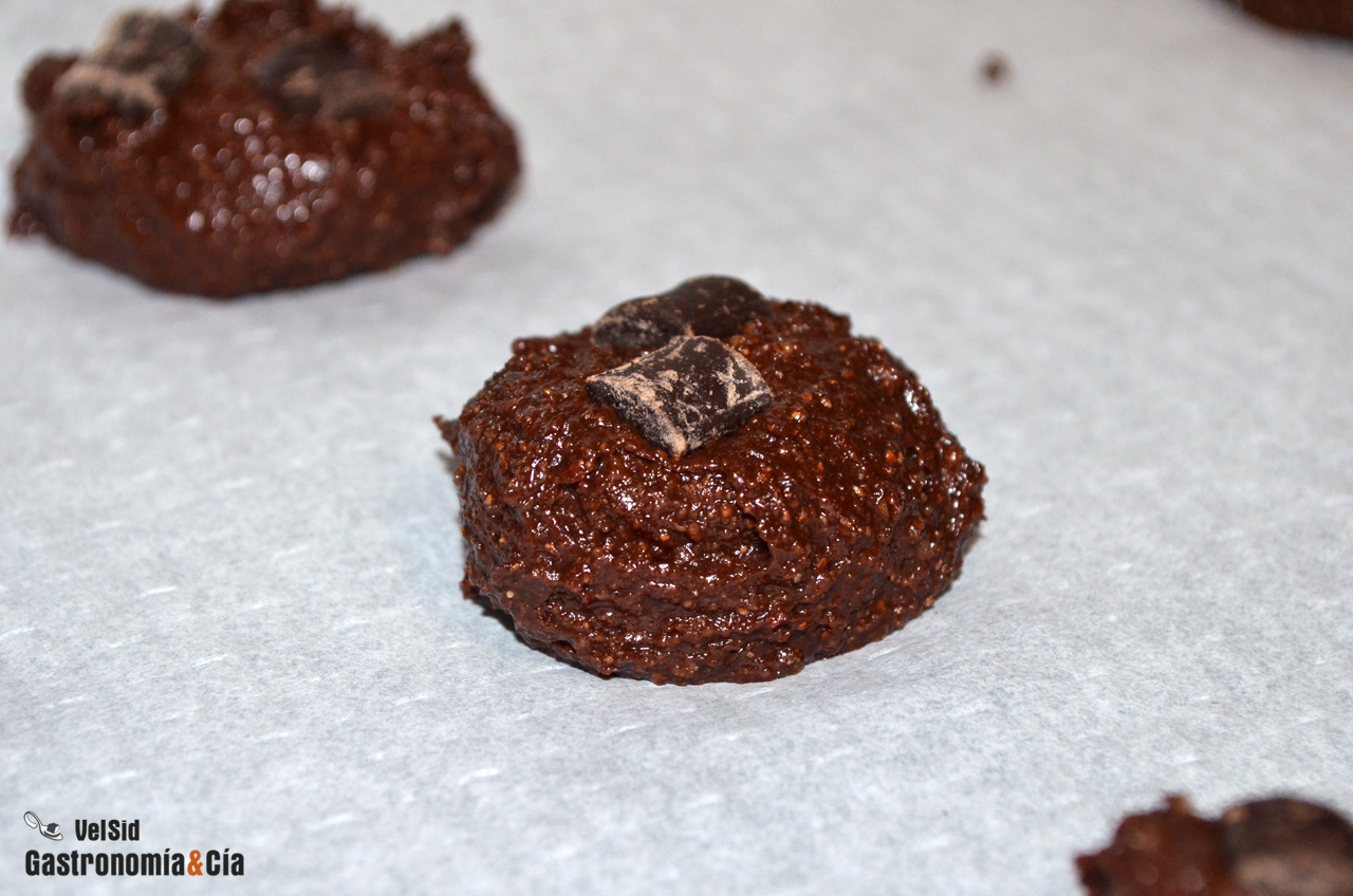 Galletas de anacardos y chocolate