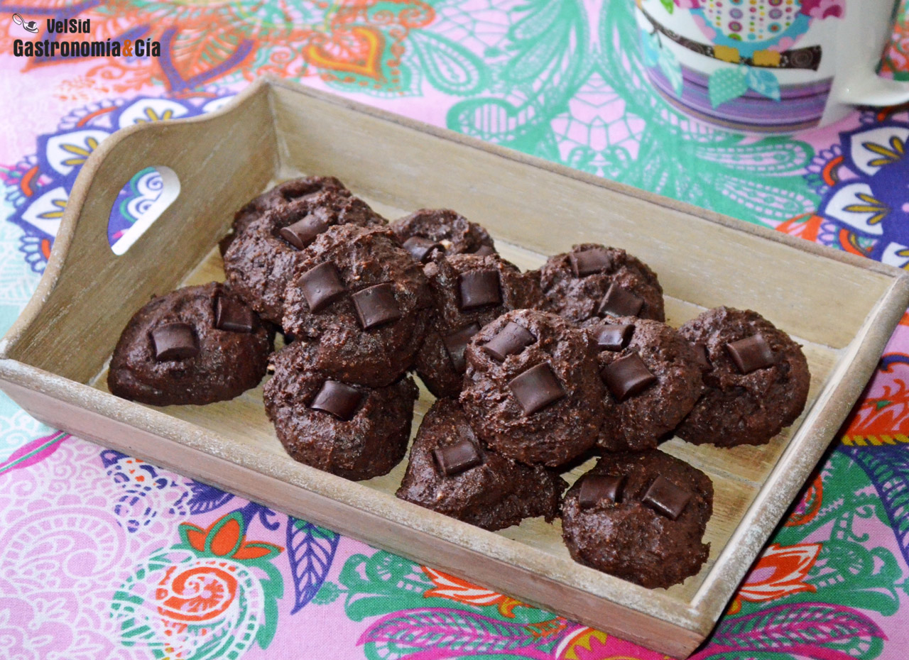 Galletas de anacardos y chocolate
