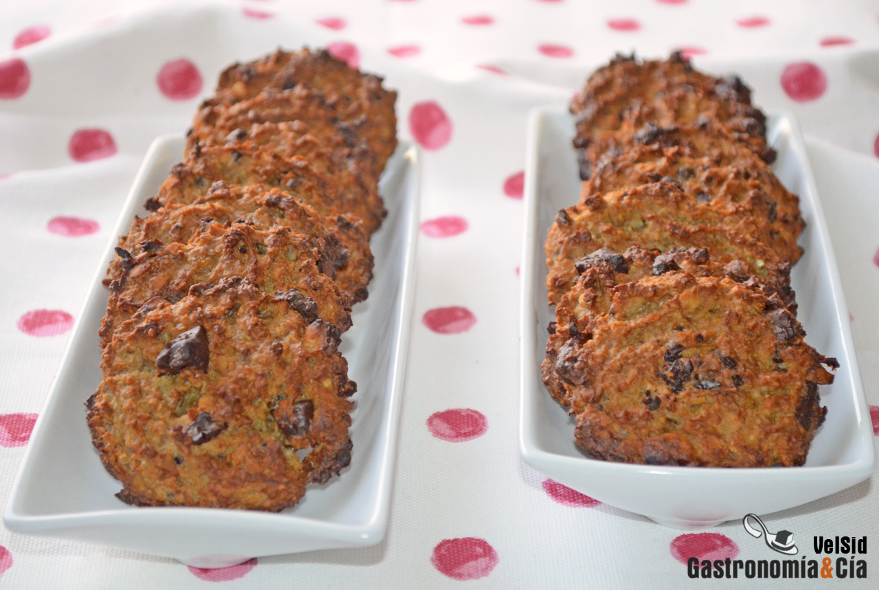 Galletas de avena, avellanas y chocolate