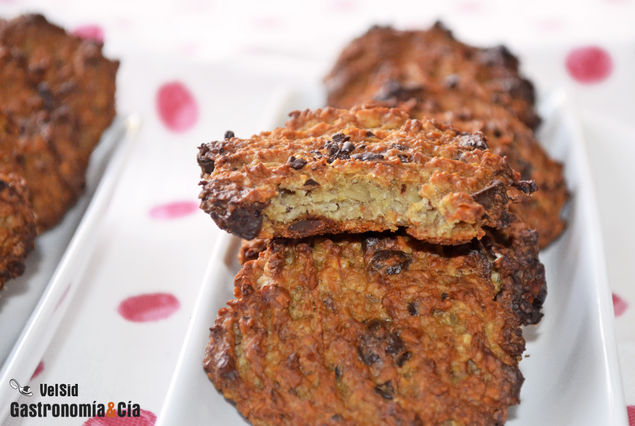Galletas de avena, avellanas y chocolate