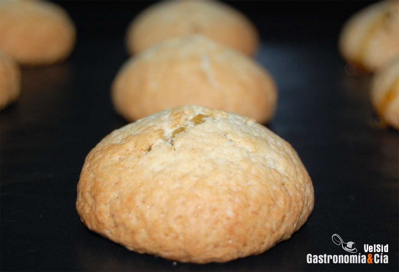 Galletas rellenas de naranja