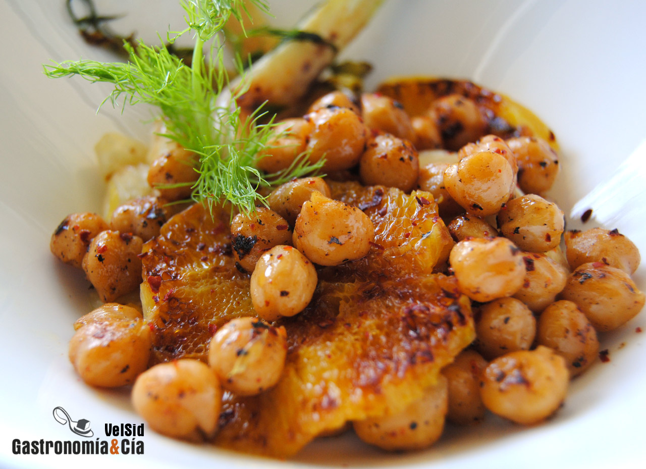Garbanzos con hinojo y naranja