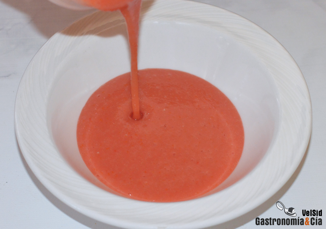 Cómo hacer gazpacho con el robot de cocina Mambo de Cec