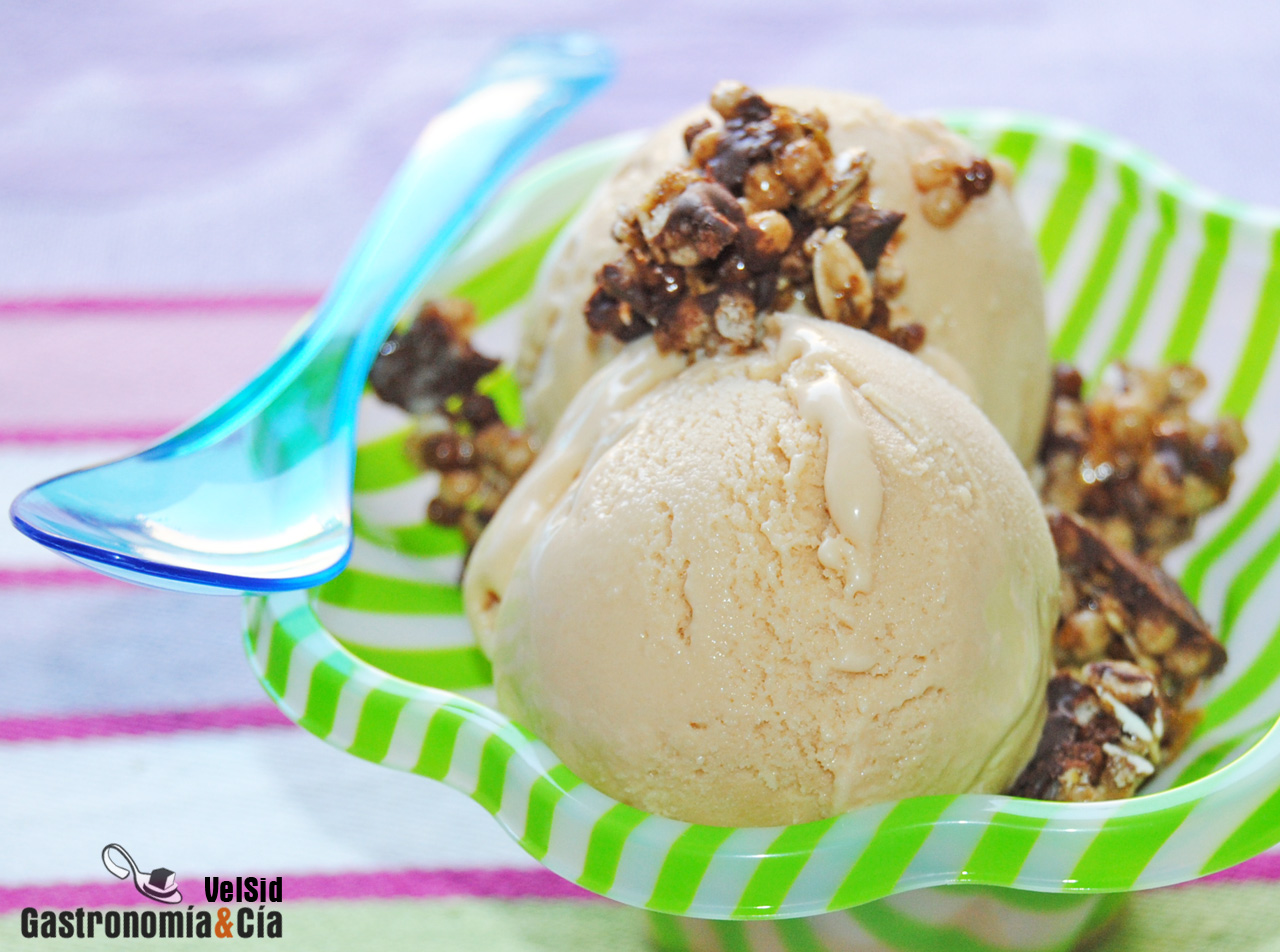 Cómo hacer helado casero con yogur y dulce de leche