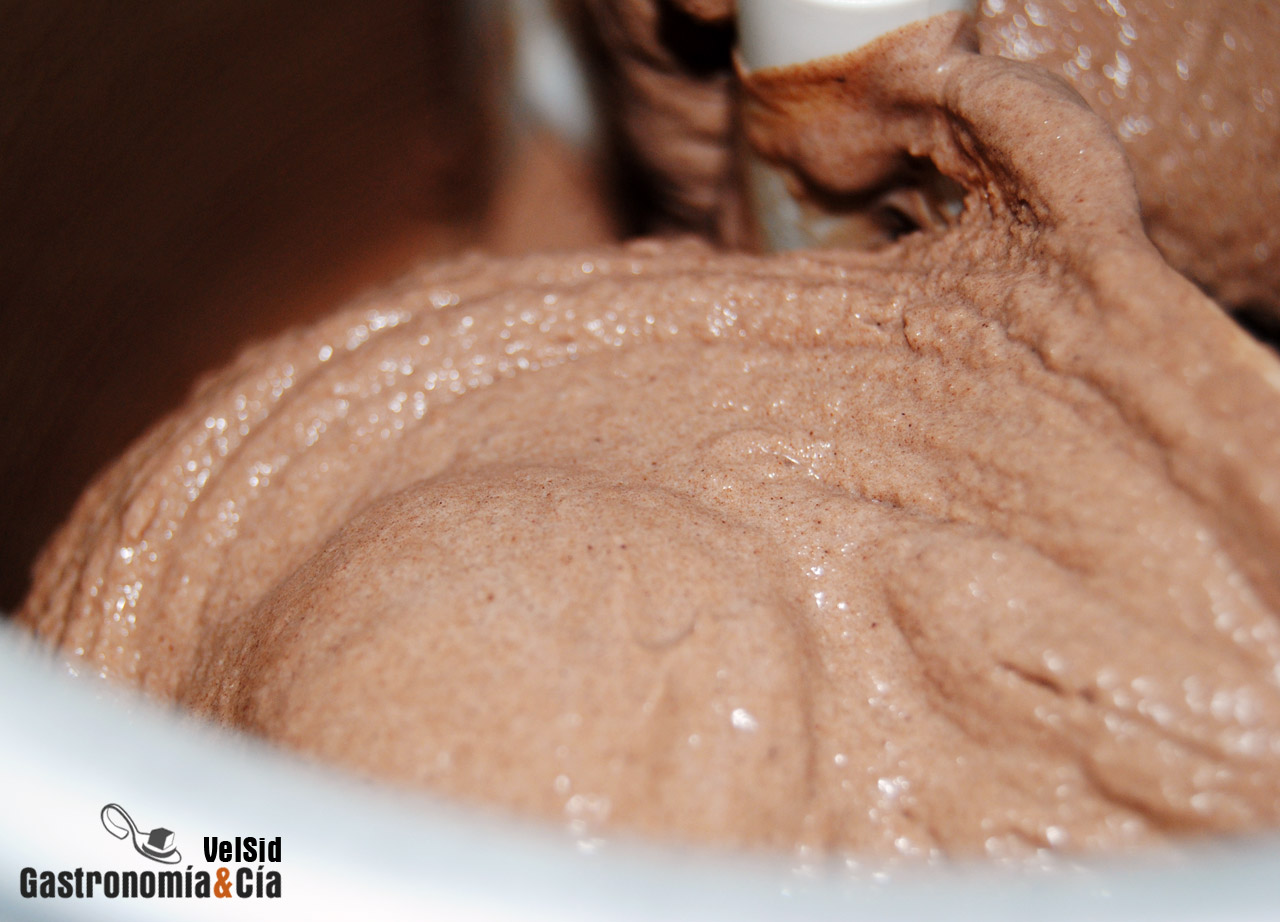 Helado de yogur de chocolate