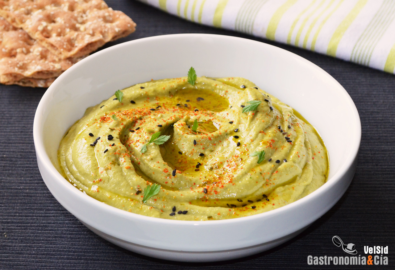 Hummus de aguacate con toque ahumado