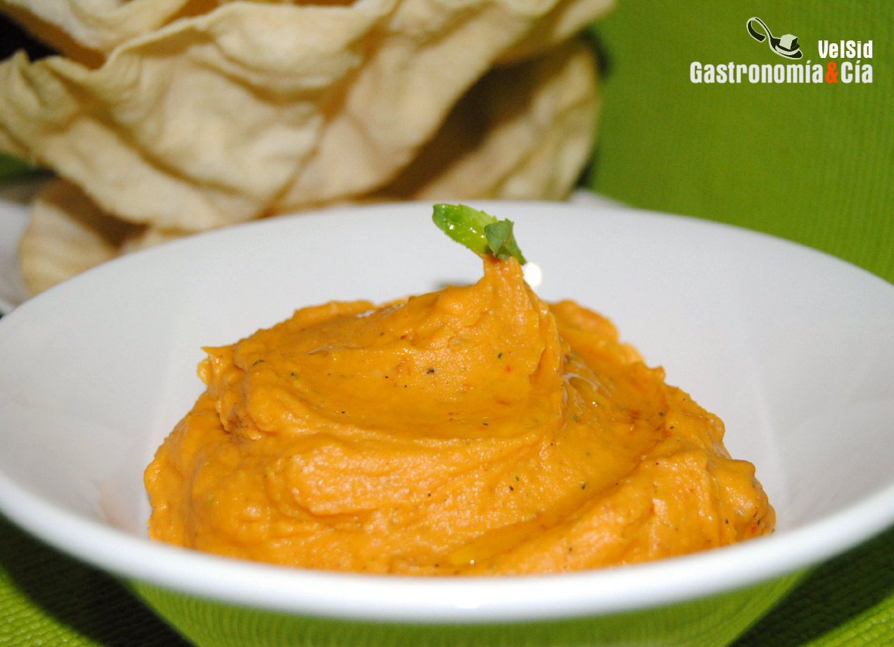 Hummus de batata y albahaca