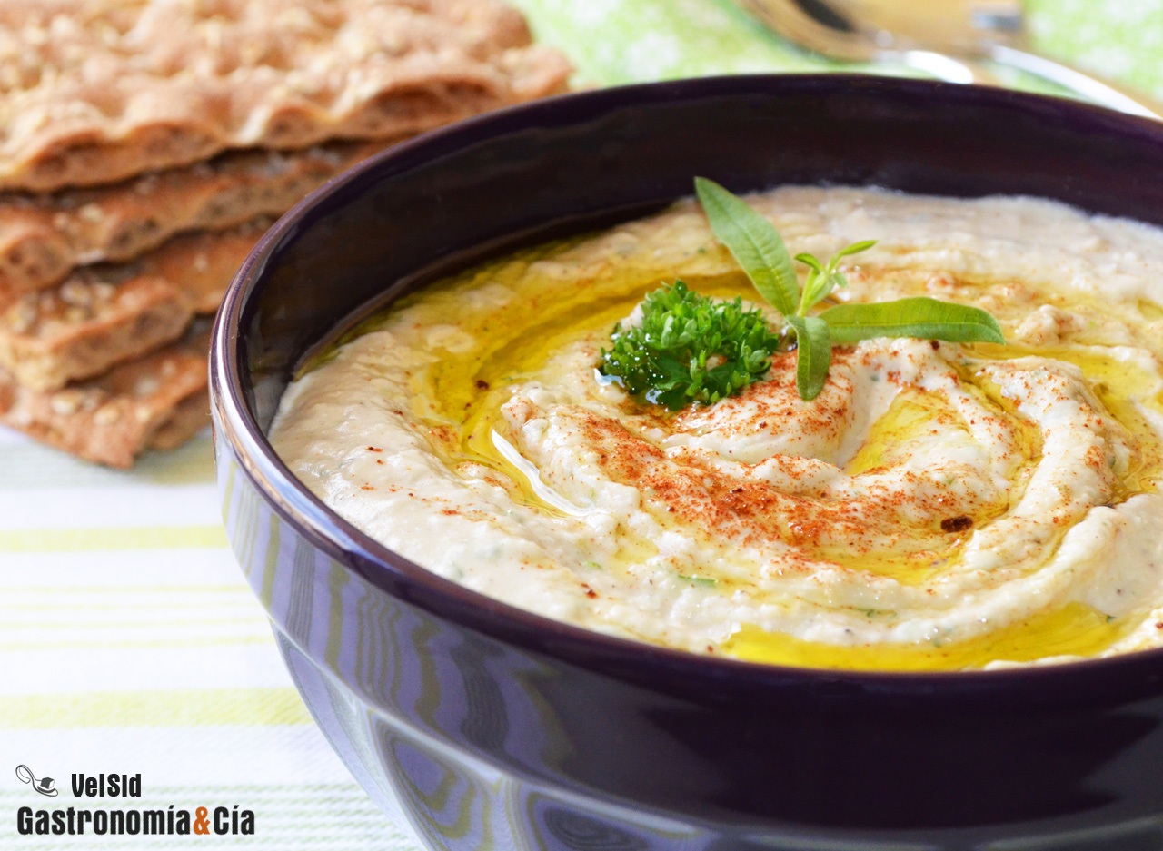 Hummus de judías blancas con hierbaluisa