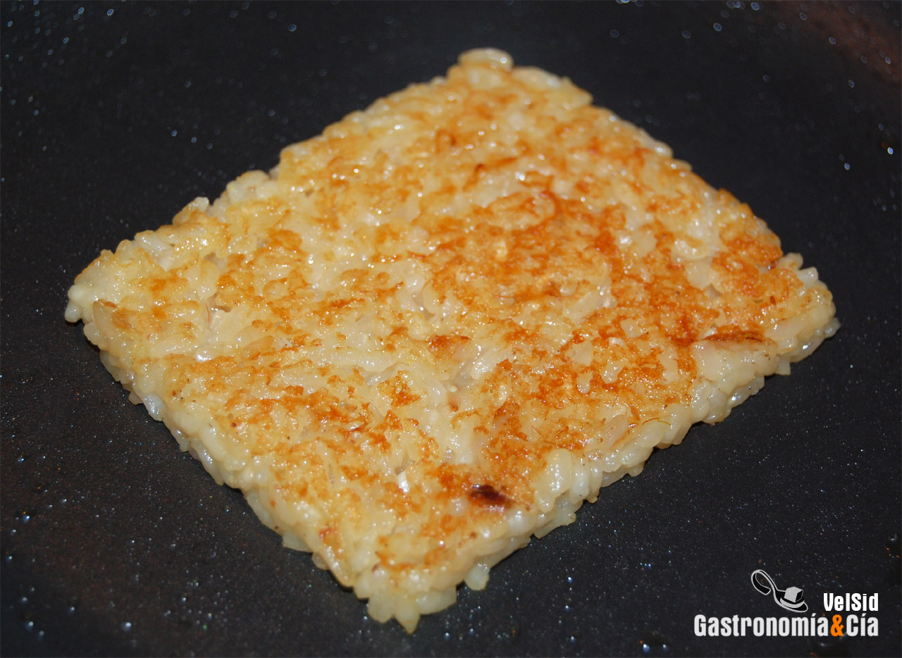 Lasaña de arroz socarrat con shiitake y trufa negra