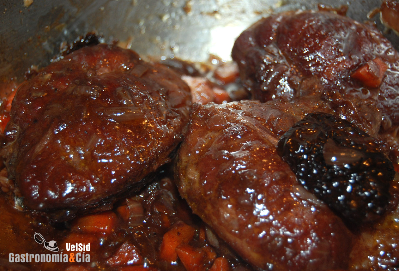 Receta de lentejas con carrilleras de cerdo
