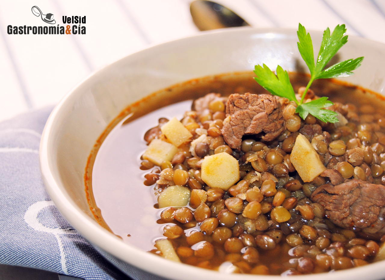 Receta de Lentejas con ternera y chirivía