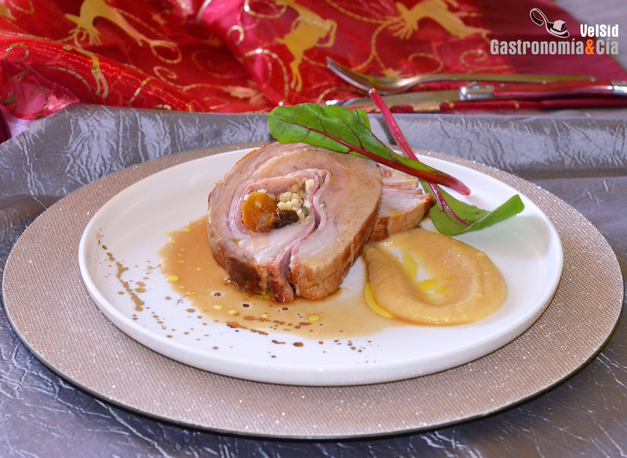 Lomo de cerdo relleno al romero 