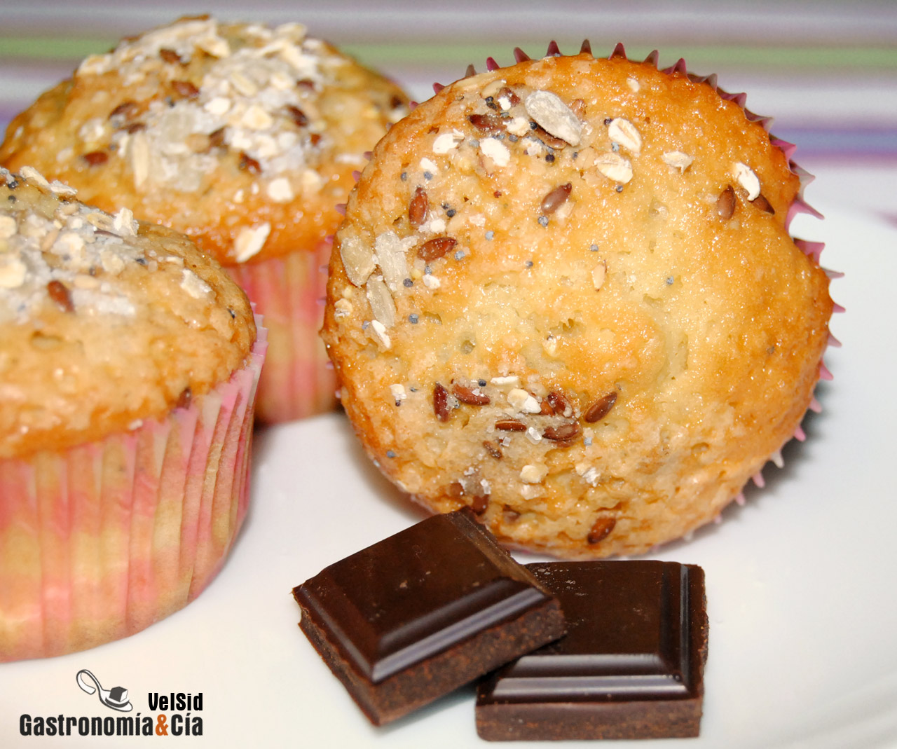 Magdalenas con avena y semillas