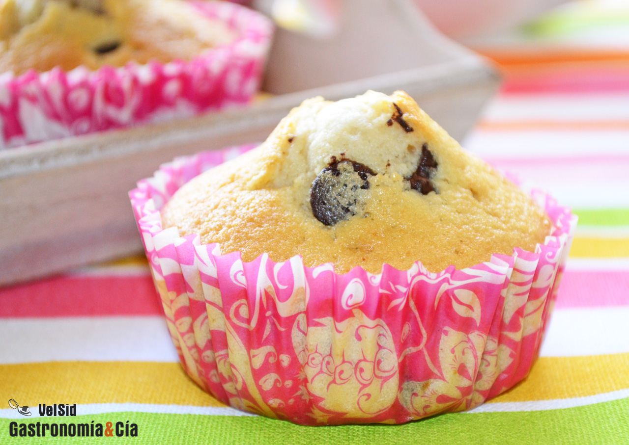 Magdalenas con chocolate y nueces