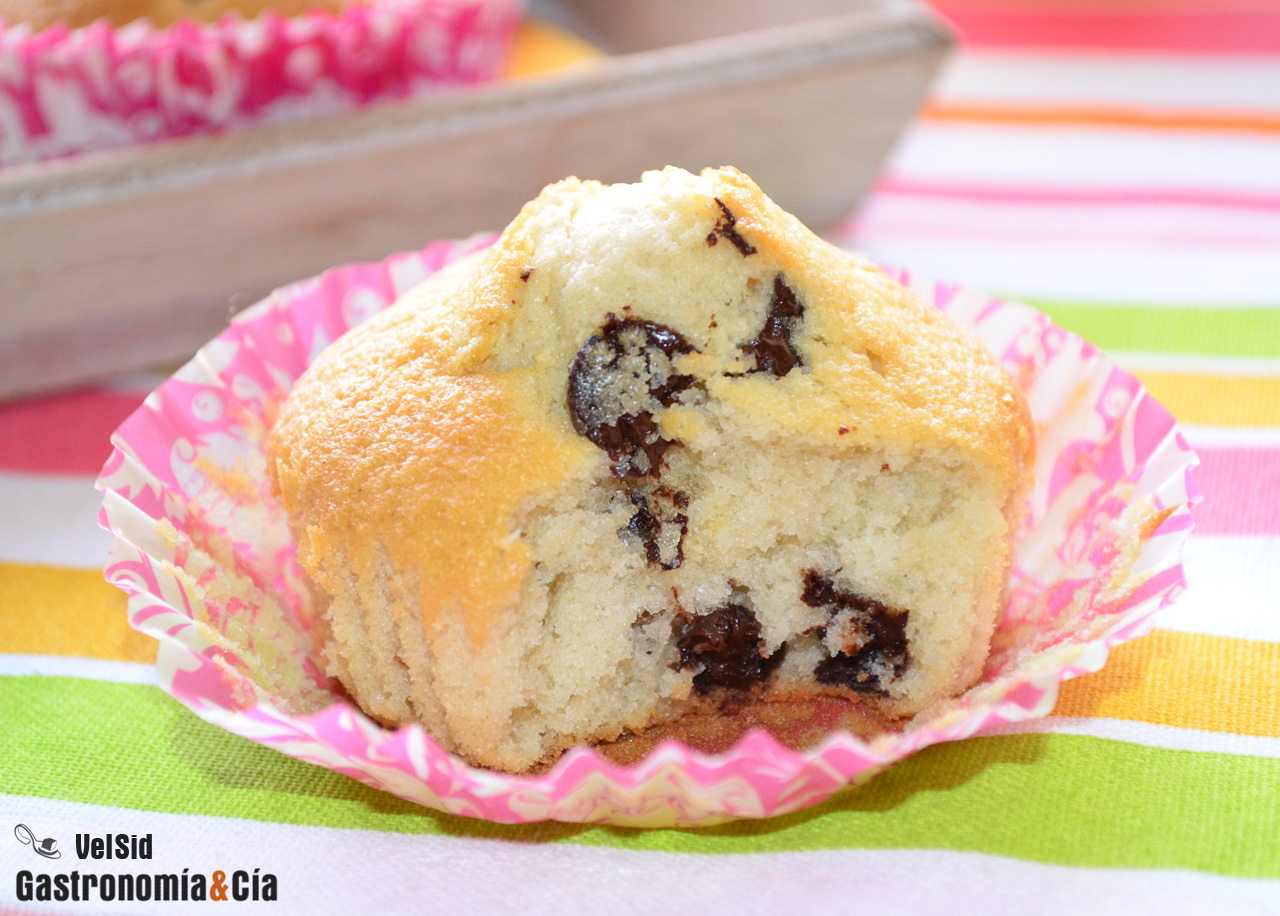 Magdalenas con chocolate y nueces