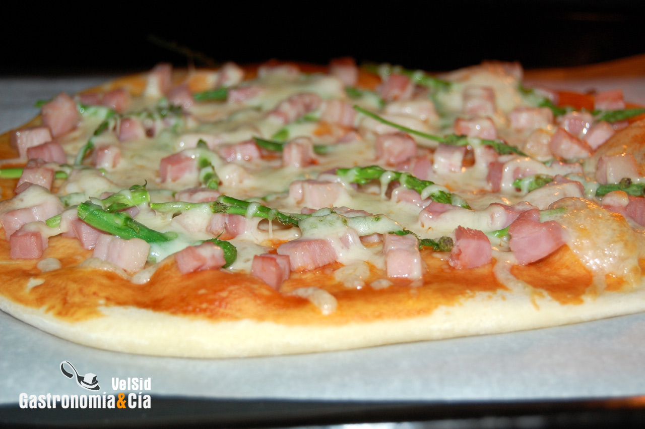 masa de pizza crujiente