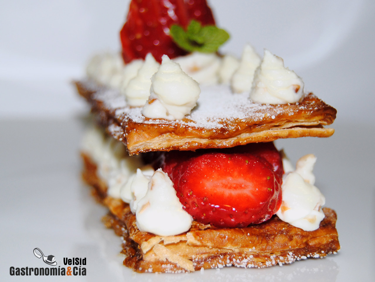 Milhojas de fresas y mascarpone