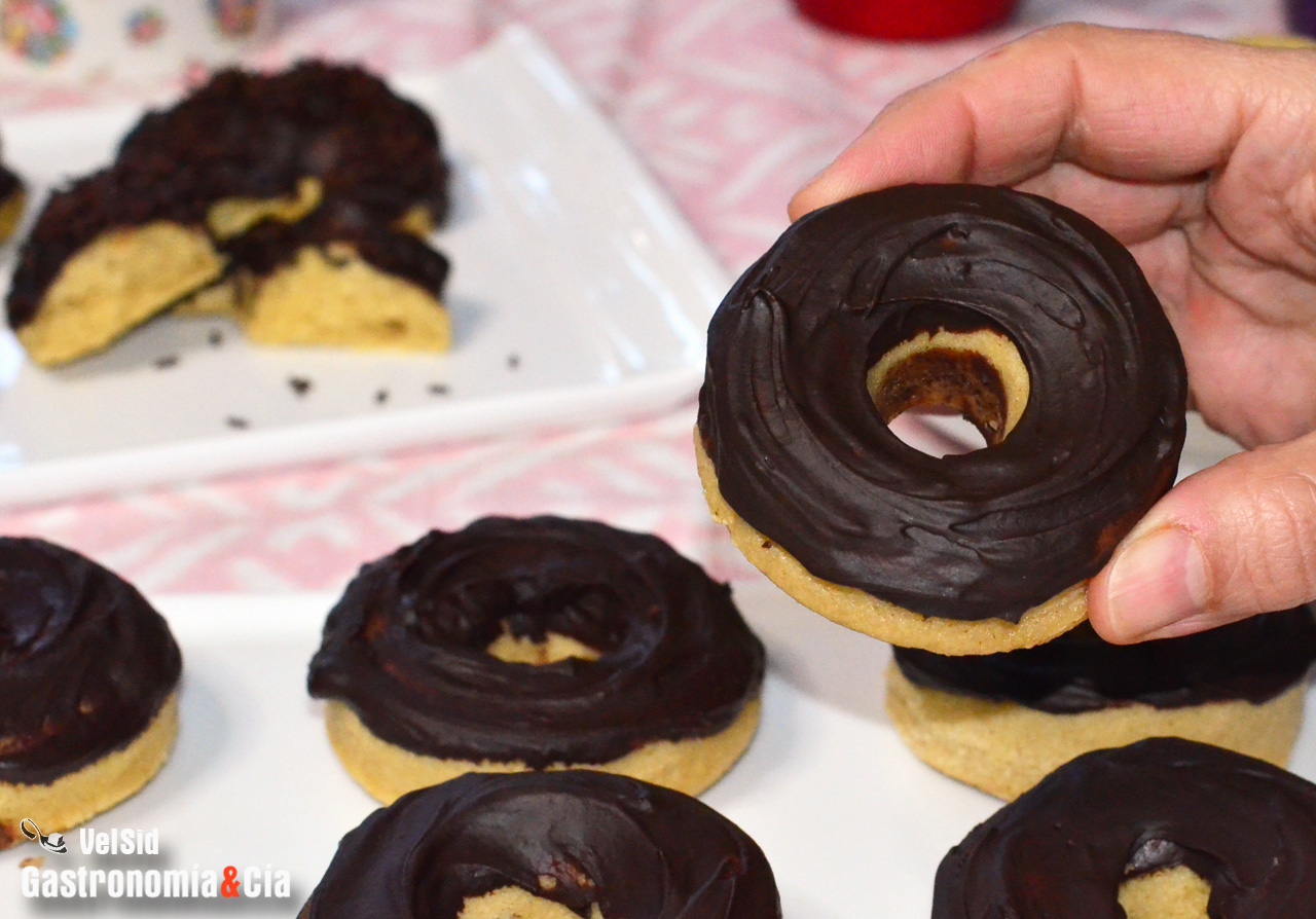 Croissants o donuts de avena y kéfir