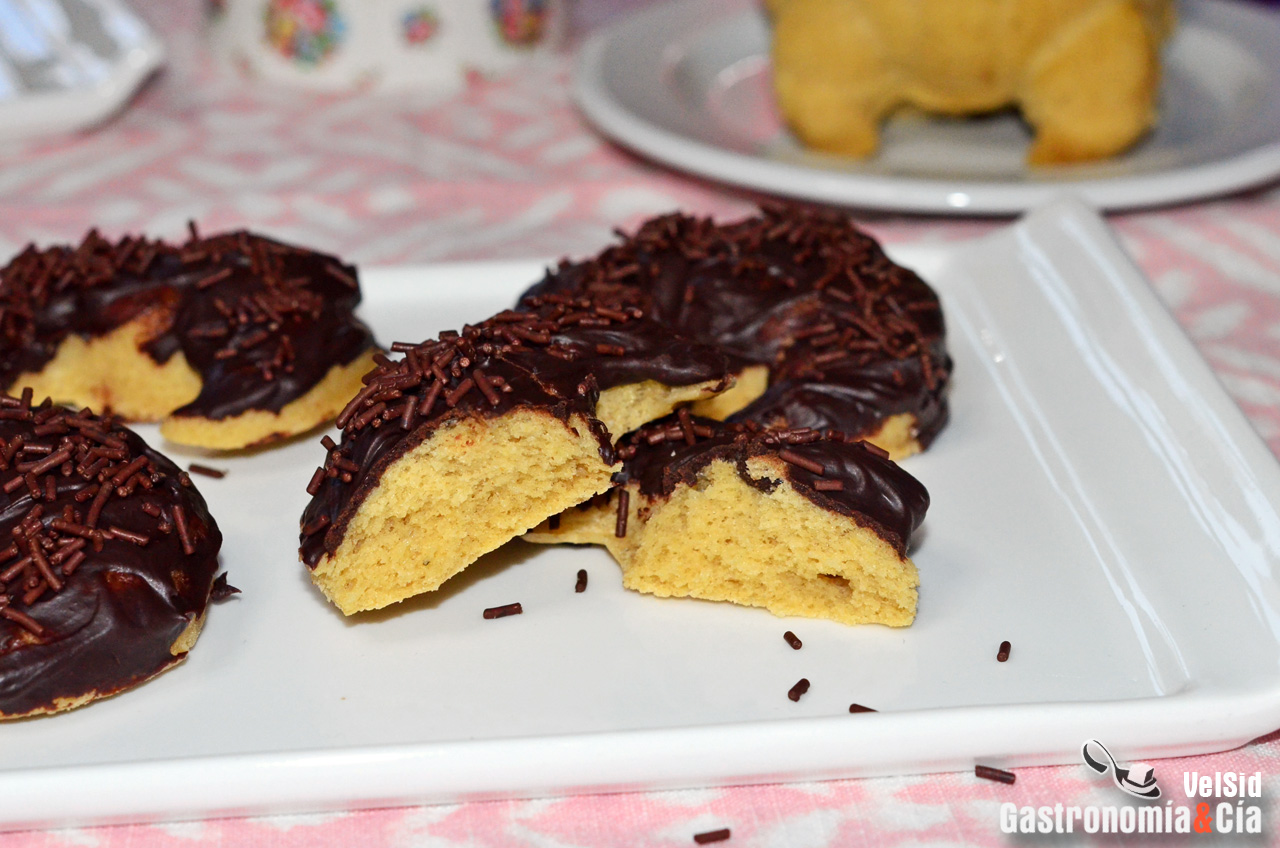 Croissants o donuts de avena y kéfir