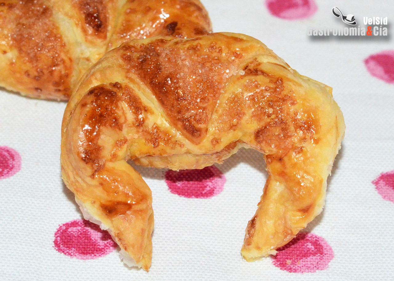 Mini croissants de hojaldre y Nutella en 10 minutos