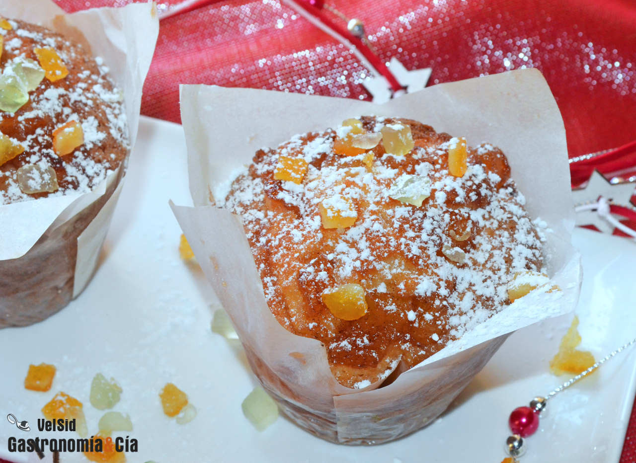 Muffins de avena con frutas confitadas para Navidad