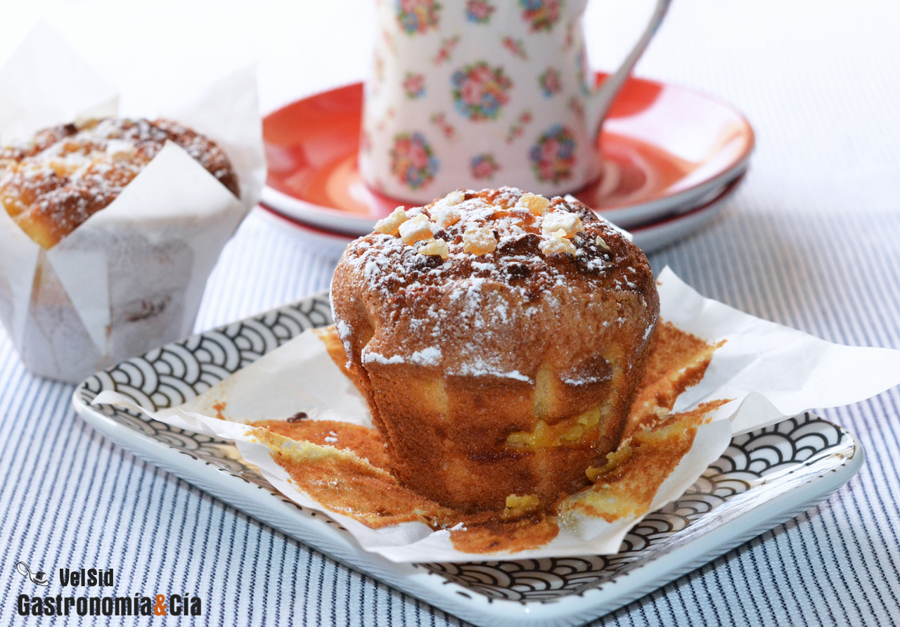 Muffins con pera y jengibre confitado
