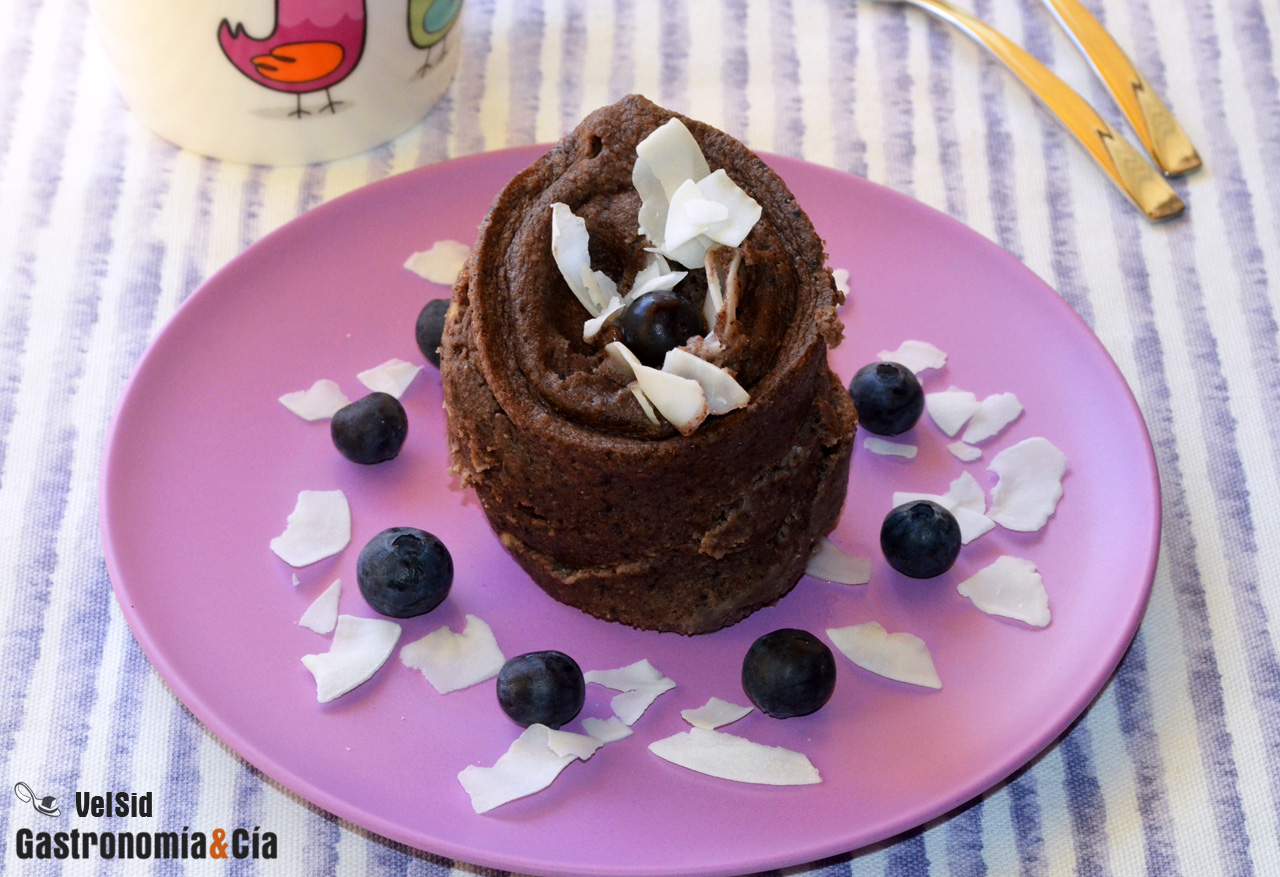 Mugcake de açai y almendra