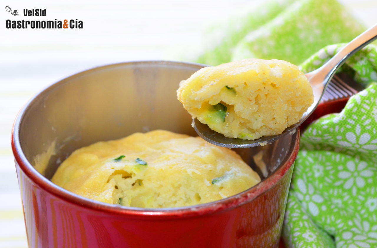 Mug cake de calabacín y queso