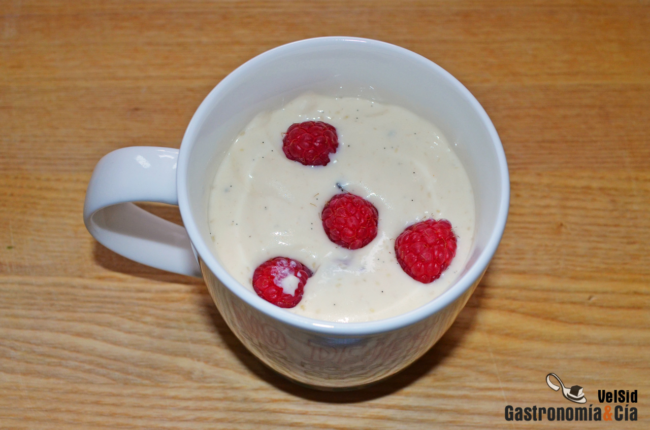 Mugcake de queso y frambuesas