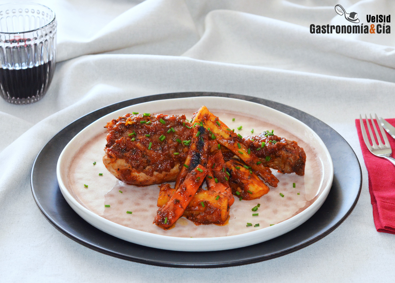 Muslos de pavo a la cazuela con sidra y compota de toma