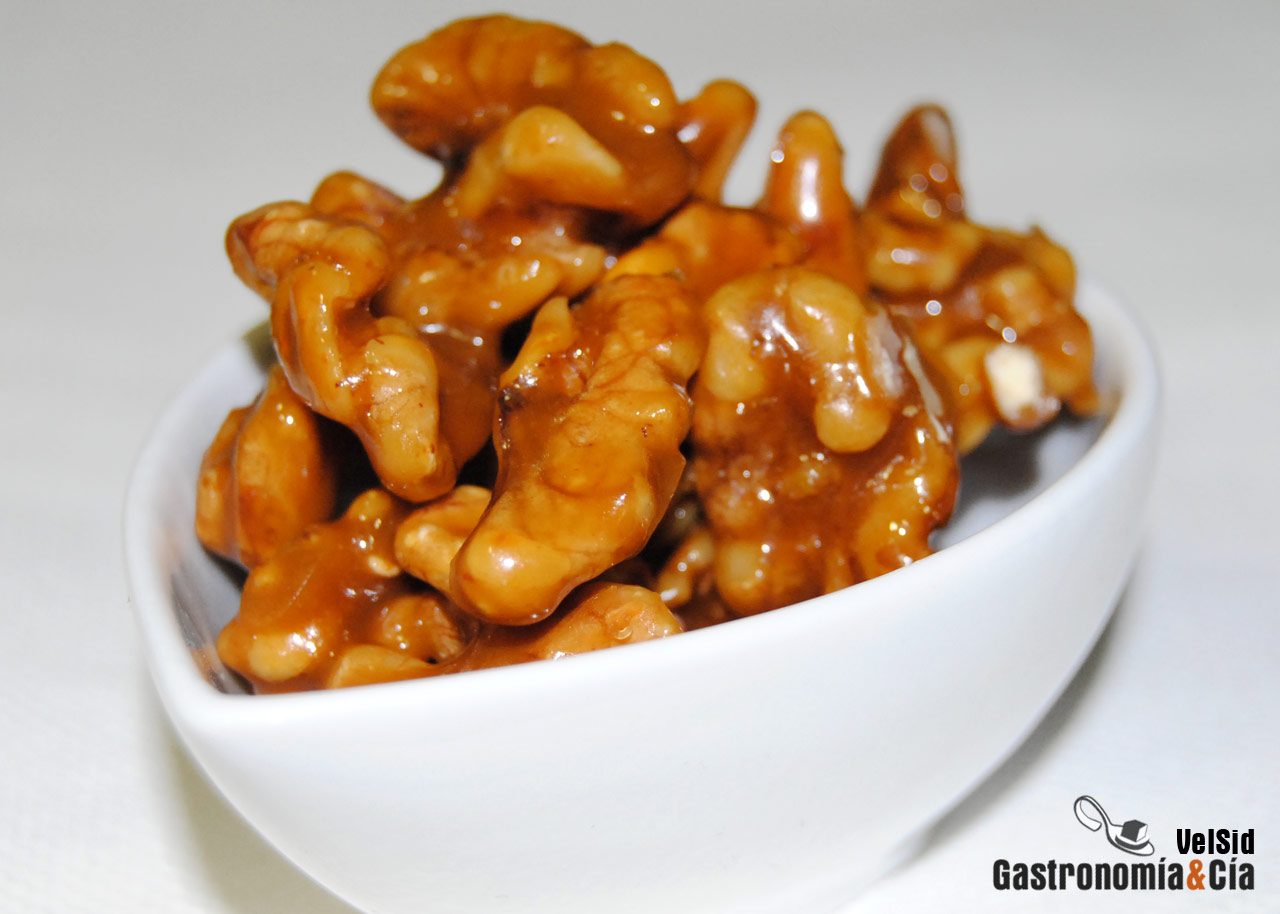 Nueces caramelizadas con miel